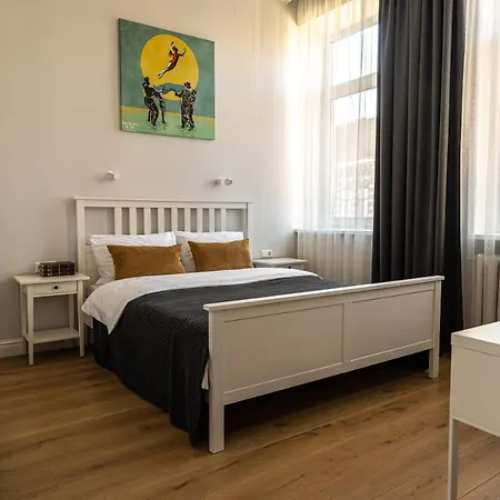 Beautiful In The Heart Of Apartment *